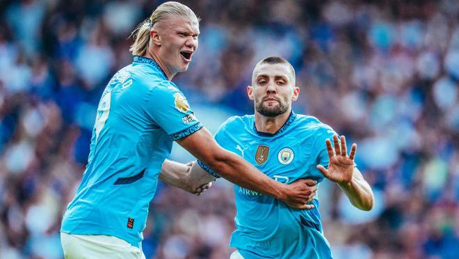 在中场休息 在中场休息